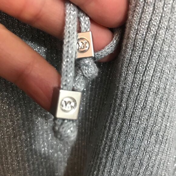 MICHAEL by Michael Kors Metallic Silver Pullover Top Ribbed Sweater Sz L - Picture 5 of 7